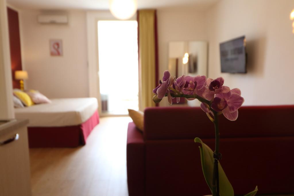Toledo Boutique Studio Apartments Napoli Ngoại thất bức ảnh